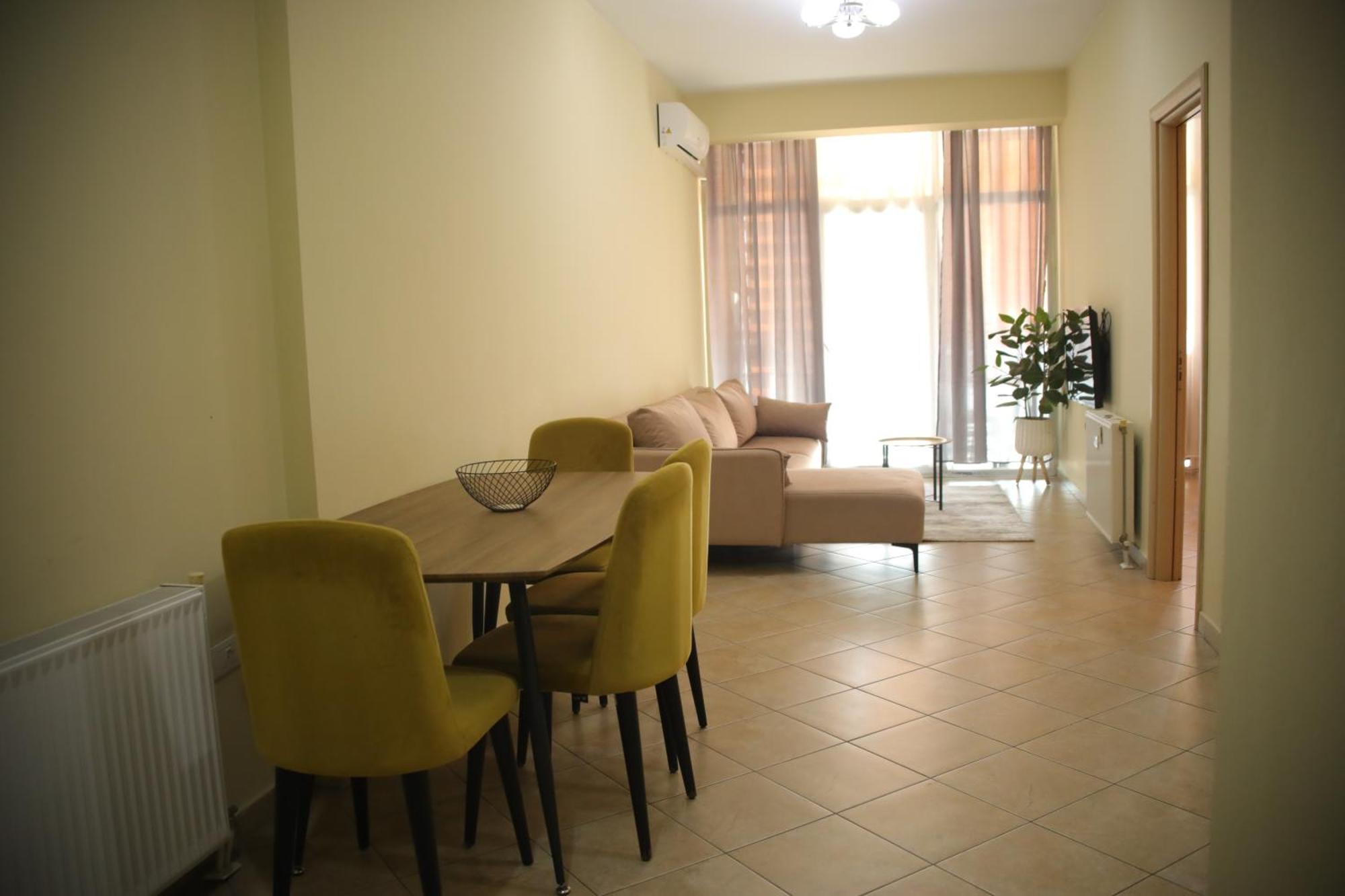 Pleasant Apartment With Free Dedicated Parking In Komuna E Parisit Τίρανα Εξωτερικό φωτογραφία