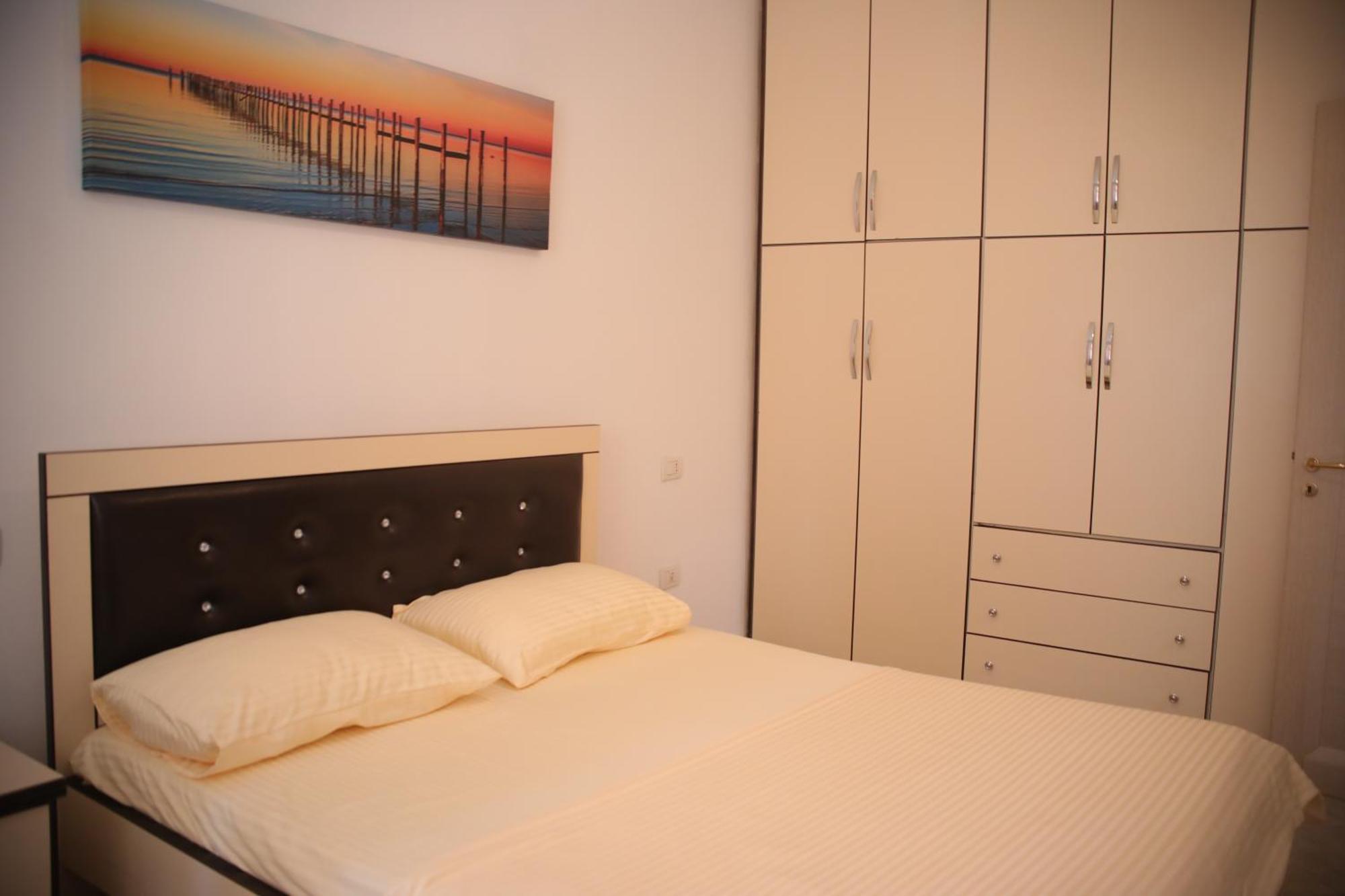 Pleasant Apartment With Free Dedicated Parking In Komuna E Parisit Τίρανα Εξωτερικό φωτογραφία